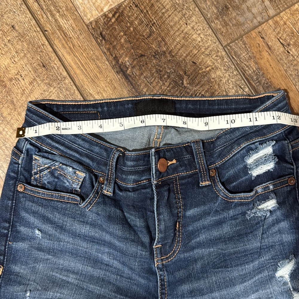 Buckle Women's Skinny Jeans - Dark Blue - Picture 6 of 9